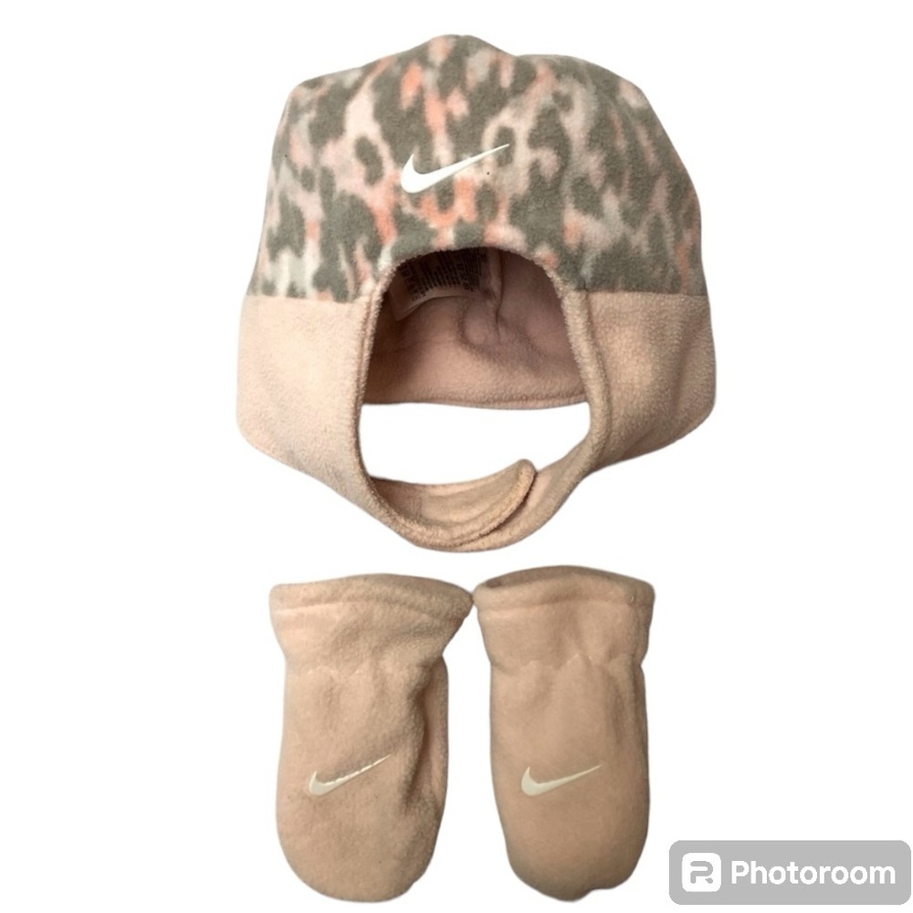 Nike Infant Toddler Hat Mitten Set
